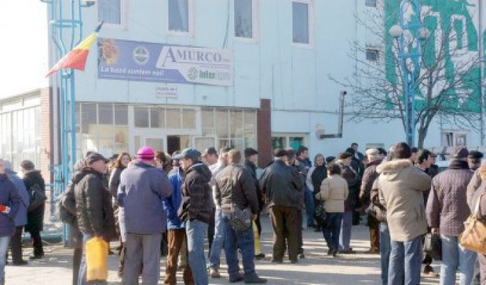 300 de angajaţi de la Amurco au primit preavize de disponibilizare